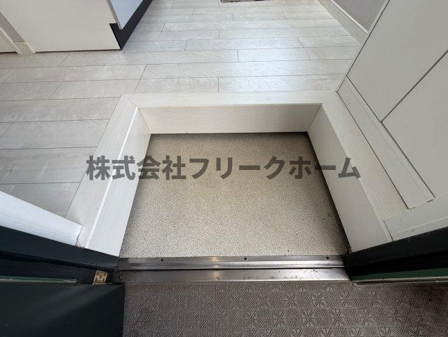 ムーンパレスの玄関
