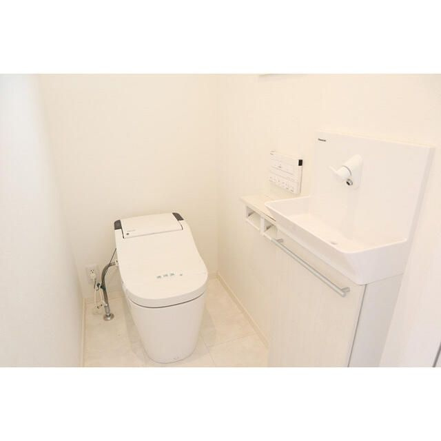千葉市花見川区花園５丁目住宅（０００４１４１）のトイレ