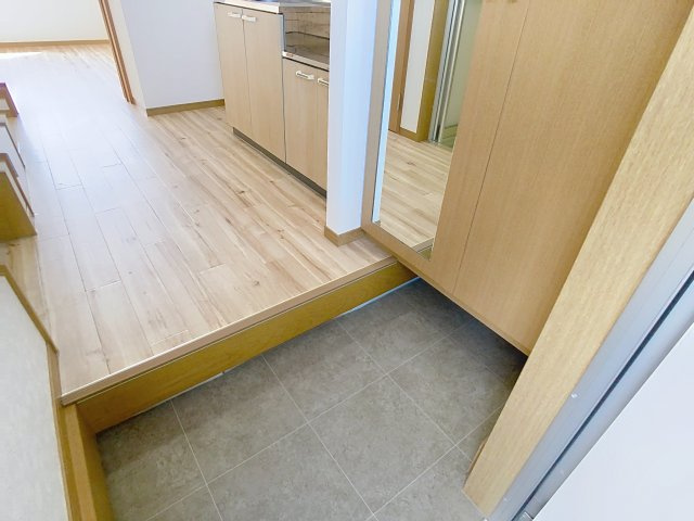 エスポアールナガオカの玄関