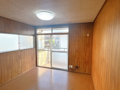 【洋室】 | 岩国市室の木町4丁目戸建 | 2階南東側洋室