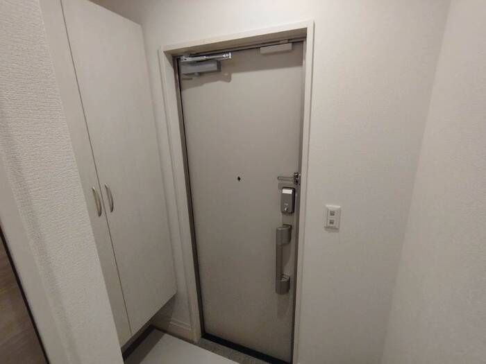 セレスティア北烏山の玄関