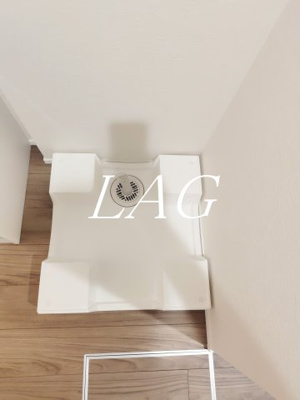 【設備】 | ＨＯＮＧＯ　ＰＡＲＫ　ＴＥＲＲＡＣＥ | 室内洗濯機置き場です。