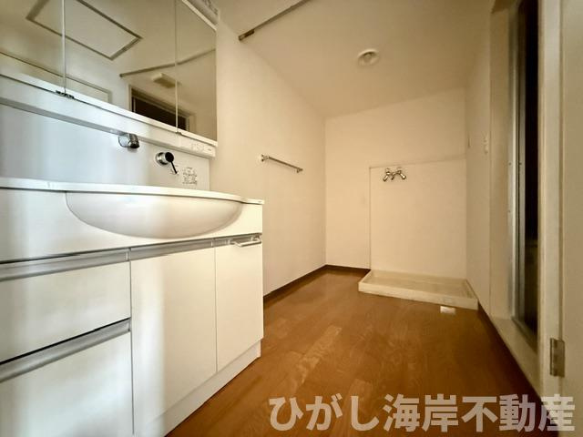 ライトタウン茅ケ崎4の脱衣所|脱衣スペース