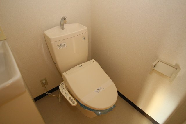 ヴィヴァーチェ日吉のトイレ