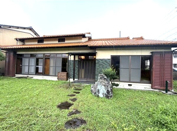 瀬戸市矢形町戸建の外観