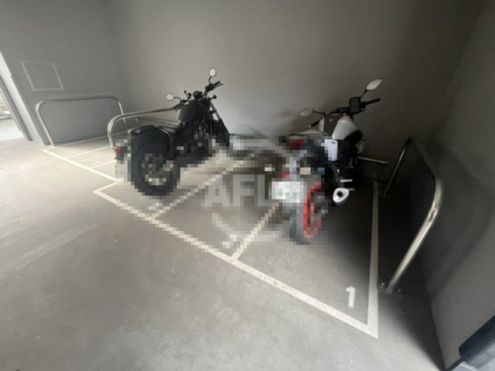 スプランディッドVのその他|スプランディッドV　バイク置き場