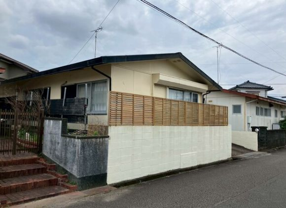 都城市一万城町の中古一戸建の外観