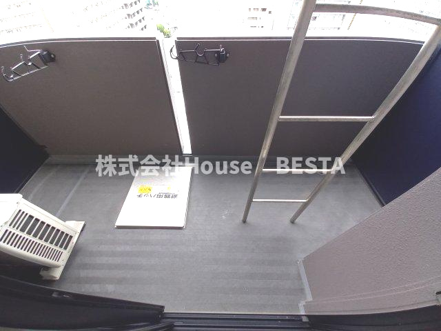 S-RESIDENCE神戸磯上通のバルコニー