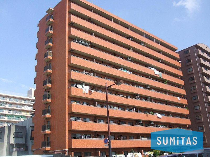 松山市千舟町にある11階建てのマンションになります♪