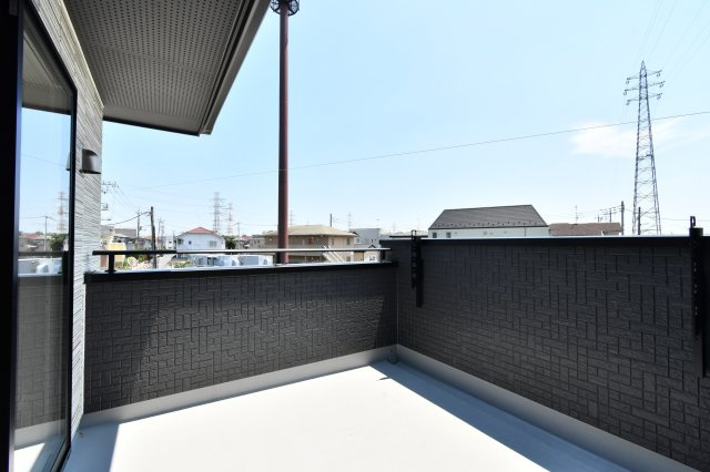桶川市末広３丁目　５期　全１棟のバルコニー