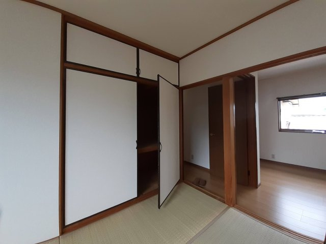 熊本市西区新土河原１丁目の中古一戸建の収納|和室②収納