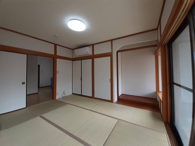 熊本市西区新土河原１丁目の中古一戸建の和室|和室①6.0帖