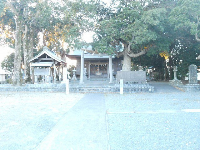 【周辺】 | グランブルー　３ｒｄ | 矢柄神社まで100m