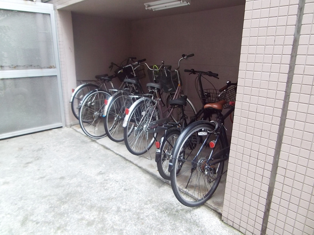 サニーコートのその他共用部分|自転車はこちらに置けます！