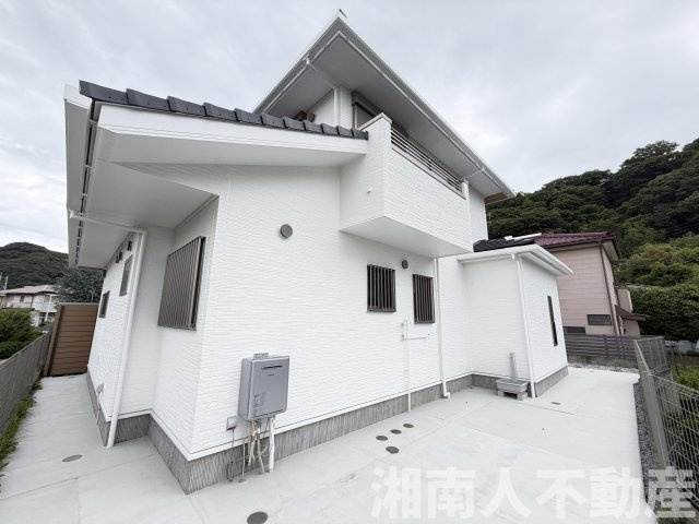 葉山町一色８２１－８戸建
