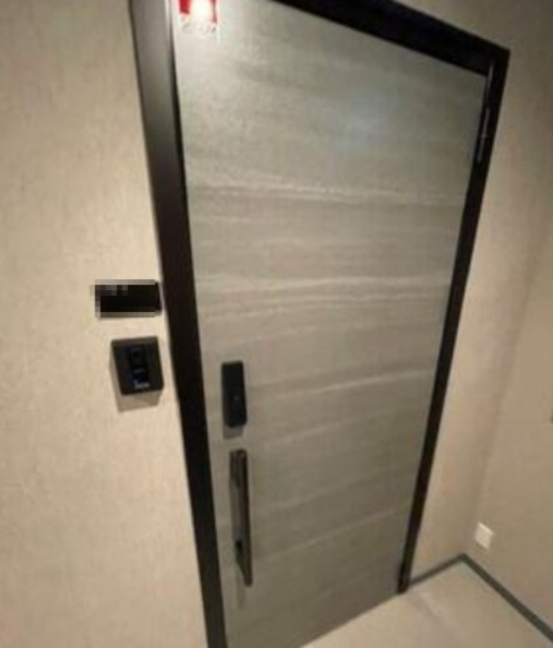 アローマ王子本町の玄関