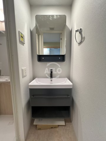 セレニテ難波グランデシュッドの独立洗面台|セレニテ難波グランデシュッド　独立洗面台