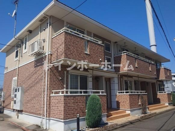 クレメント並木新町の外観