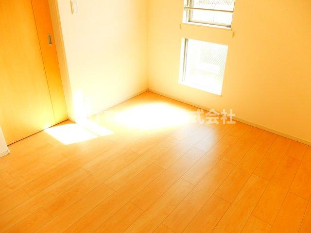 ティートの寝室|きれいな室内です☆彡
