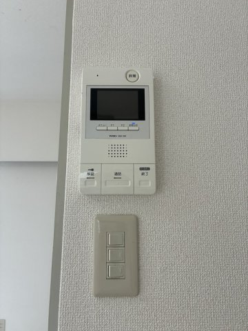 目黒区洗足１丁目の賃貸マンションの内装|モニター付きインターホン