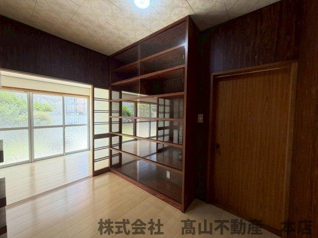 遠賀郡岡垣町高陽台３丁目の一戸建ての内装