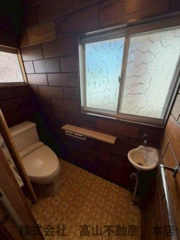 遠賀郡岡垣町高陽台３丁目の一戸建てのトイレ