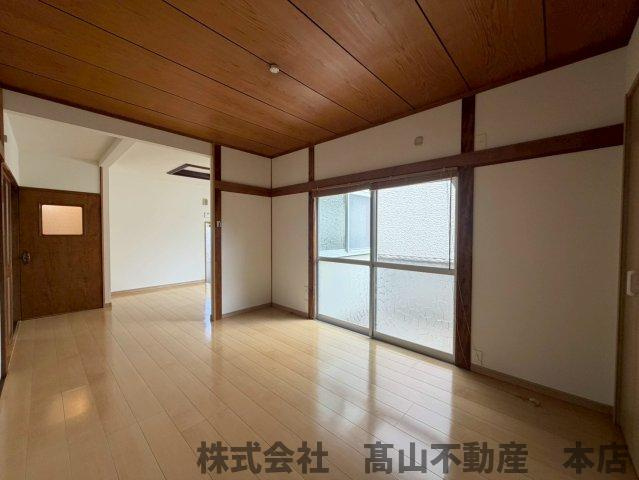 遠賀郡岡垣町高陽台３丁目の一戸建ての居間・リビング