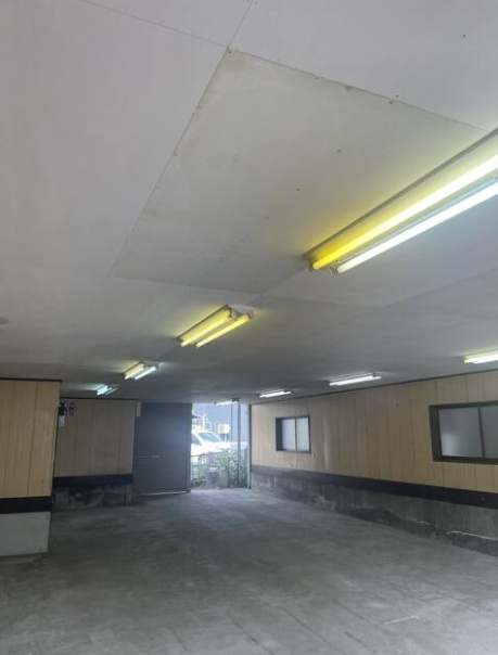 横浜市中区新山下１丁目の倉庫の内装