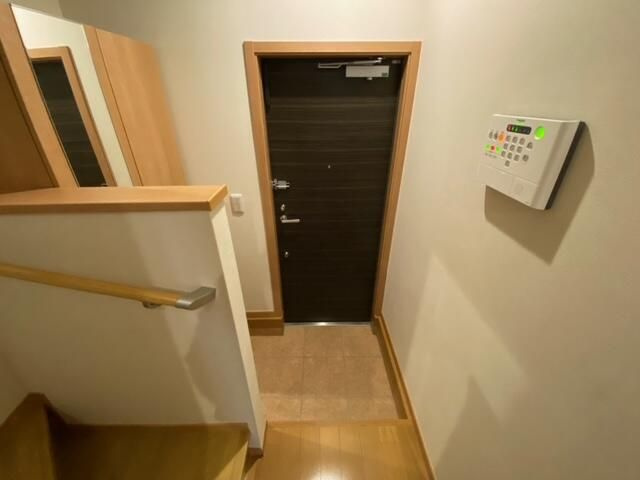 テラスすわやまの玄関