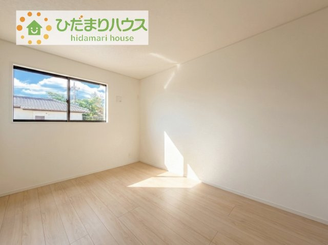 【洋室】 | つくば市高見原第17　新築戸建　3号棟 | 木の温もりがやさしいフローリング♪