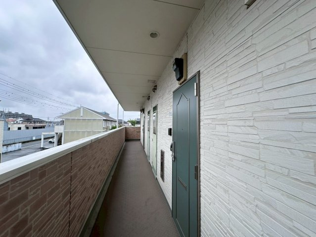 山梨県甲府市　1棟アパートのバルコニー