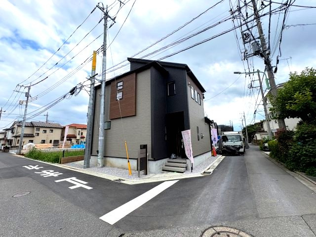 《仲介手数料半額》入間郡三芳町北永井　３期　全１１棟