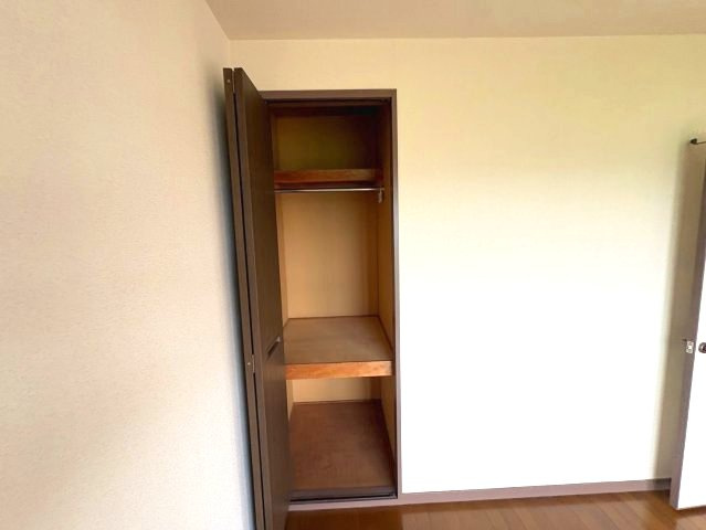 東尾マンションの収納