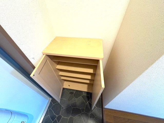 東尾マンションの収納