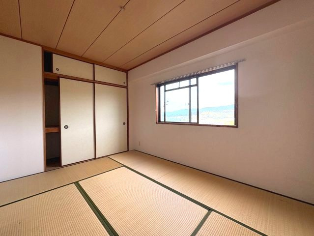 東尾マンションの和室