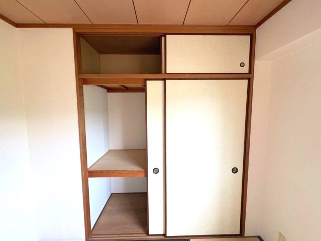 東尾マンションの収納