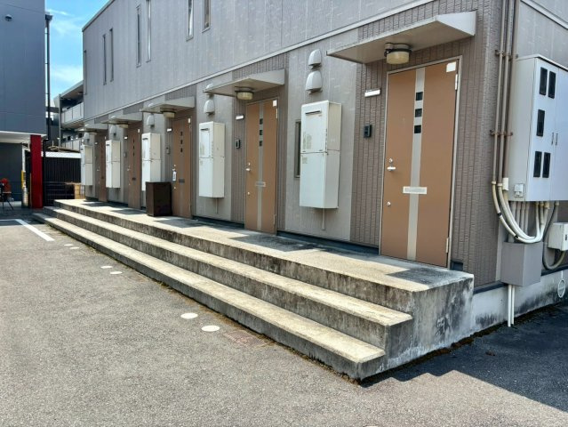 リースランド北条宮の町　Bのエントランス