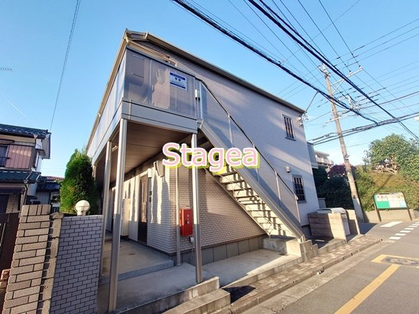 シャノワールの外観