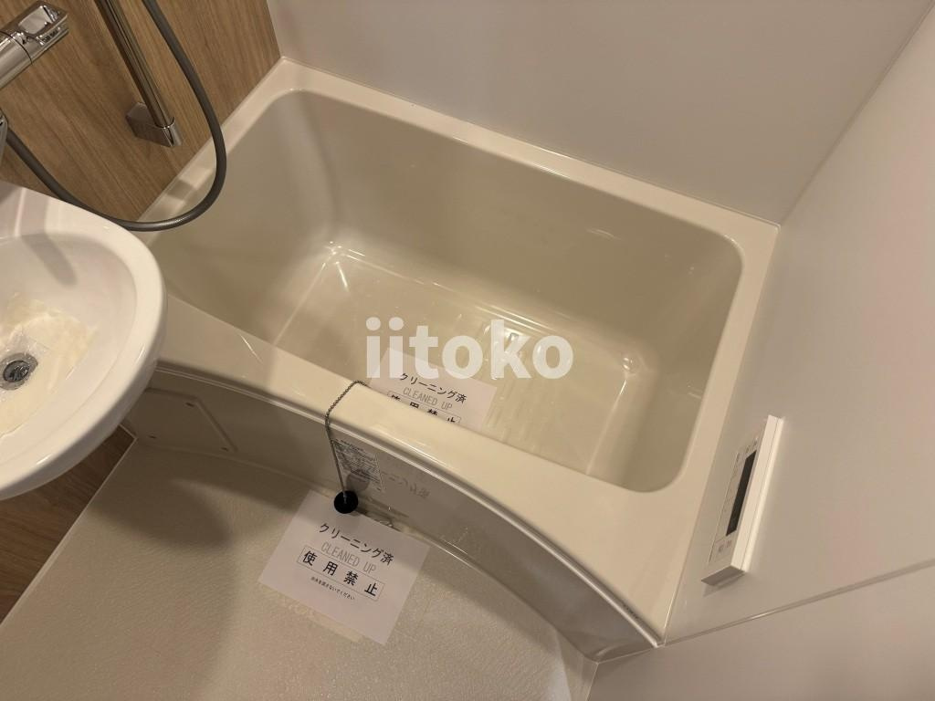 リグランド浅草雷門の浴室