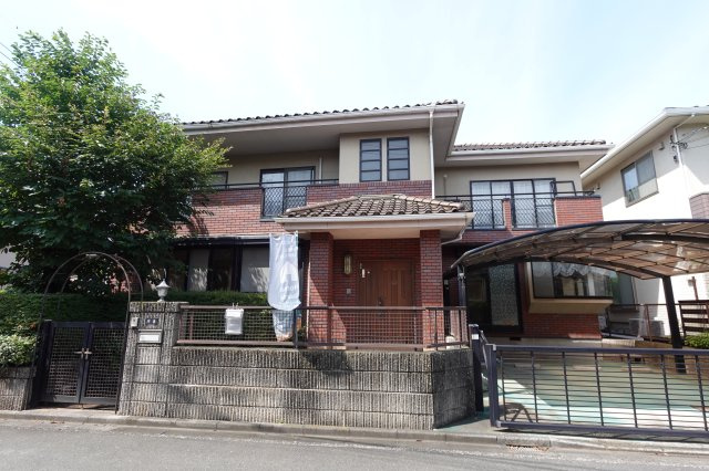 伊勢原４丁目中古戸建の駐車場