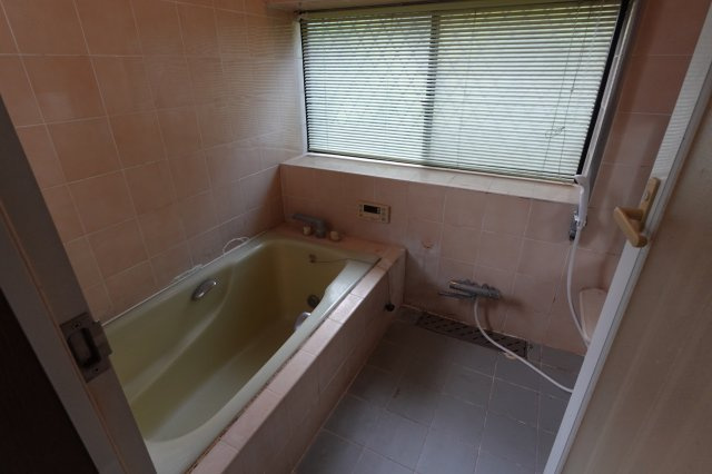 伊勢原４丁目中古戸建の浴室