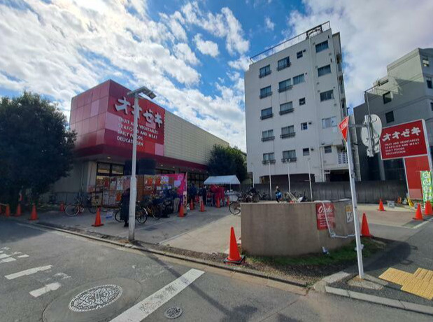 コーポエイトの周辺