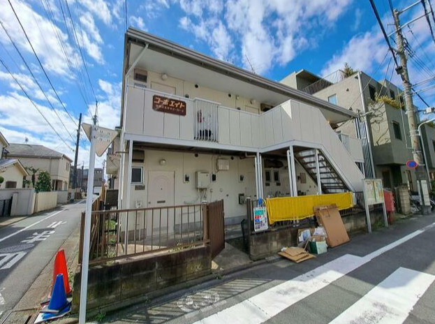 コーポエイトの外観