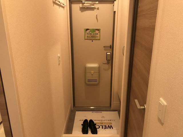 セレシェイラ弐番館の玄関