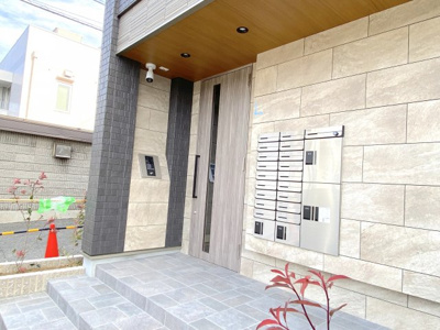 【エントランス】 | フィアスコート北助松Ⅱ | 落ち着いたエントランスです