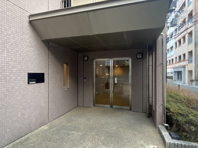 【エントランス】インプルーブ三宮イースト 