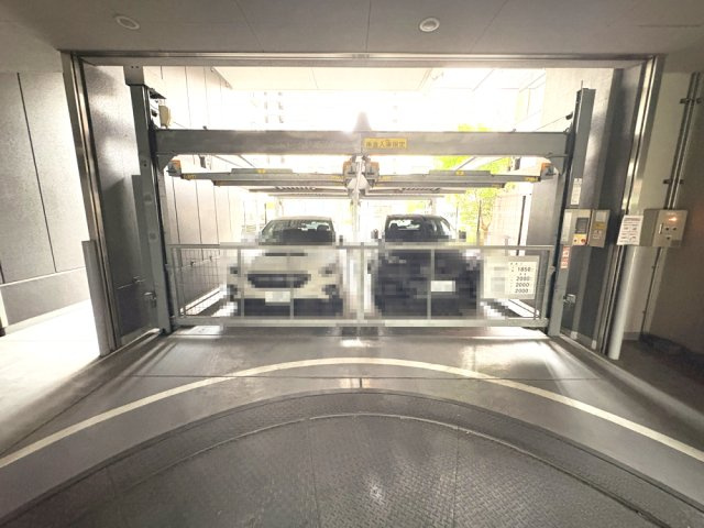 【駐車場】ハピネス江坂