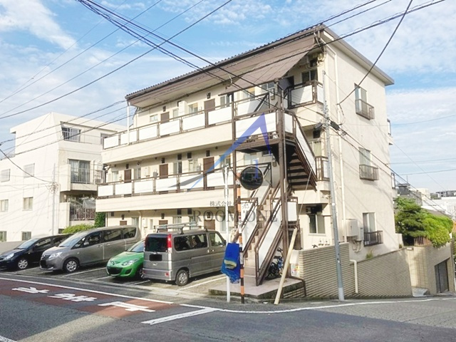 フラット長原のエントランス|エントランスです。
