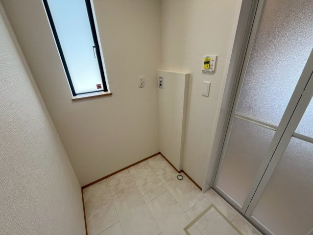 沖縄市知花新築戸建て　C号棟（全5棟）の脱衣所