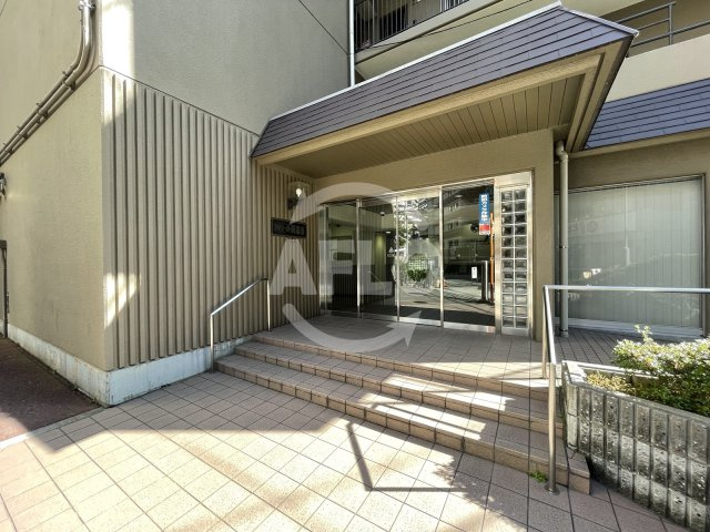 ファミール阿波座　本田小学校区のエントランス|ファミール阿波座　エントランス